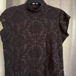 Jones New York Collections Damask Flower Patterned burnout Top